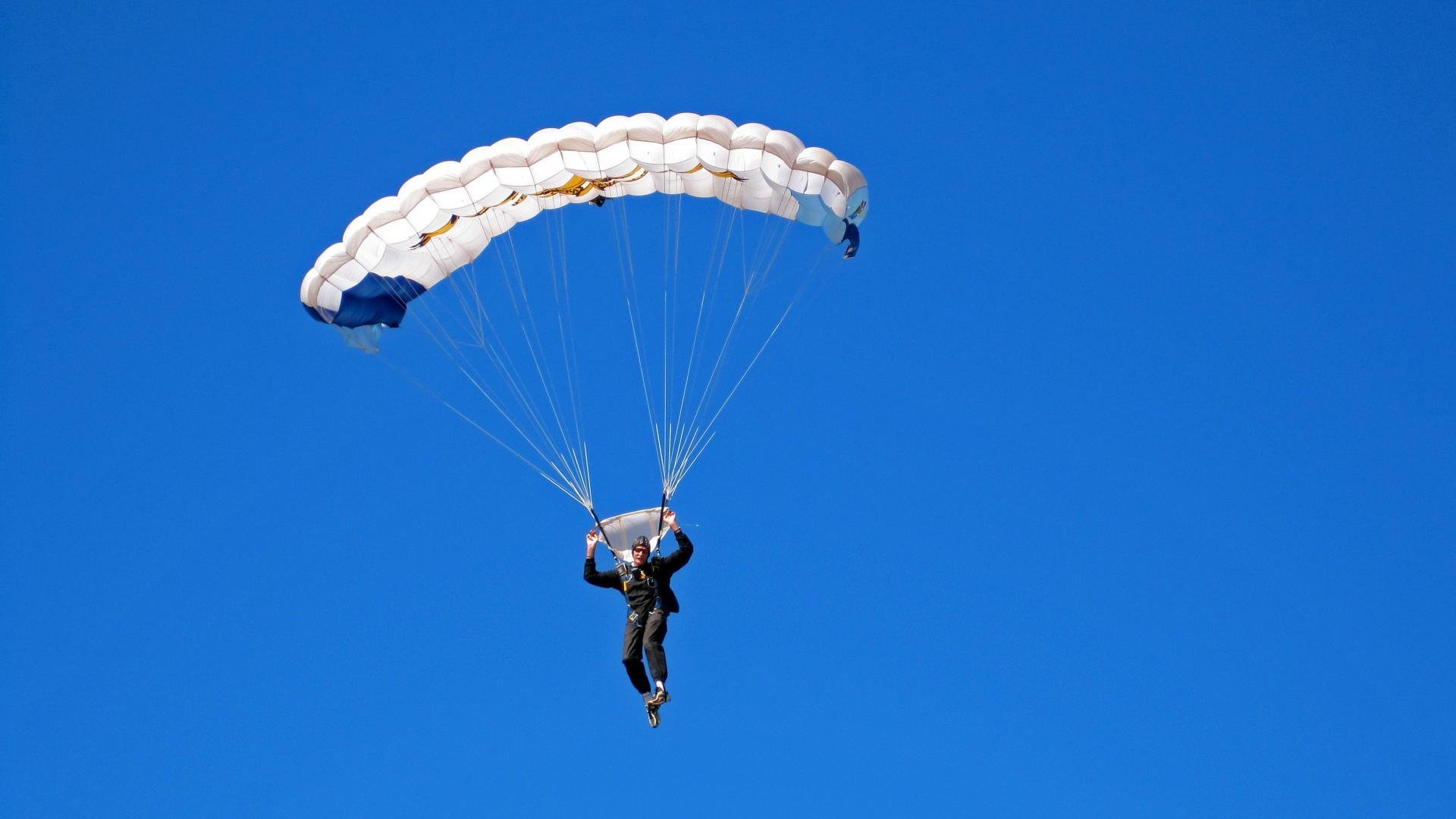 开云体育软件-青少年“体育+科技”融合创新成果在全国青训展览中亮相，推动行业升级